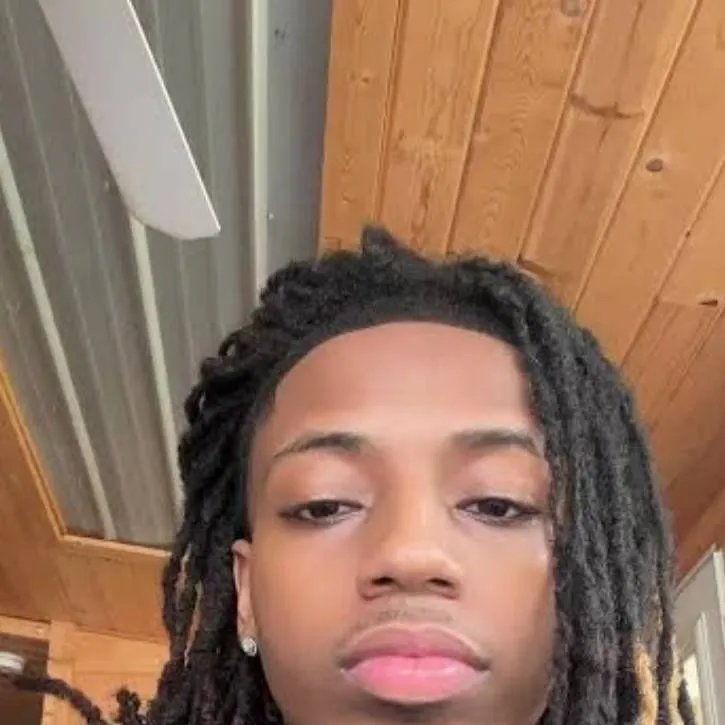 chat with ai character: kj💔⛽