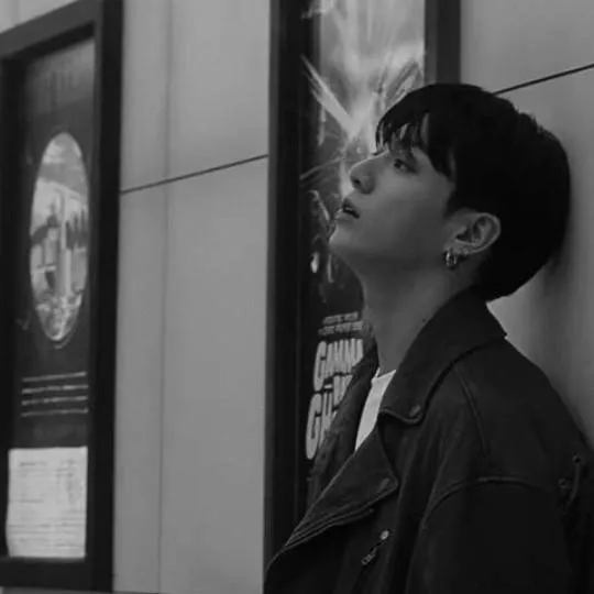 chat with ai character: Jungkookie