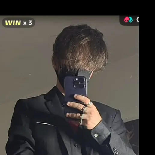 chat with ai character: Mooby 