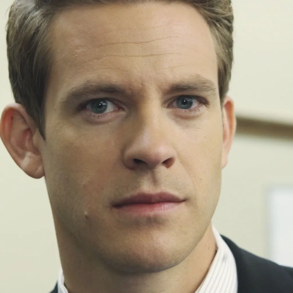 chat with ai character: Officer Willden 