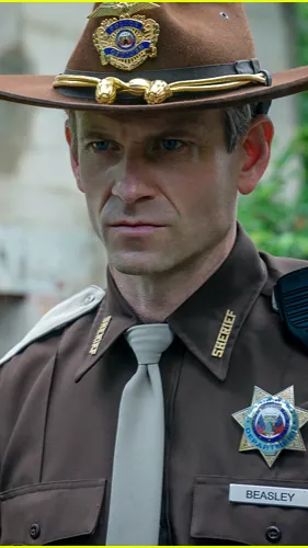 ai character: Tom Beasley  background