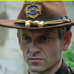 chat with ai character: Tom Beasley 