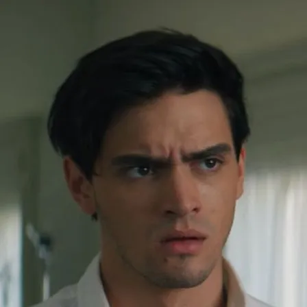 chat with ai character: Nicholas Leister 