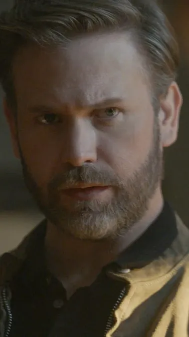 ai character: Principal Alaric  background