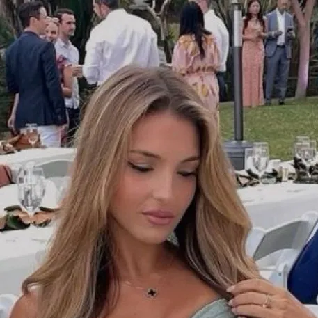 Chat with lexi rivera - text or voice, Enjoy AI Chat Free & Safe