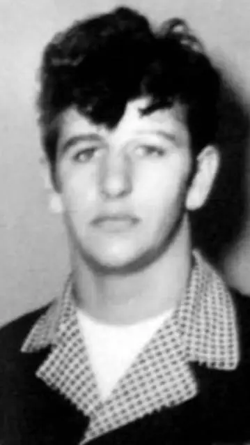 ai character: Richard Starkey  background