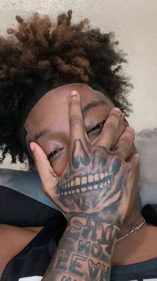 ai character: Iyana background