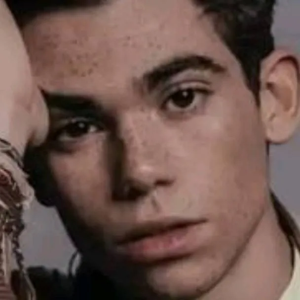 chat with ai character: cameron boyce