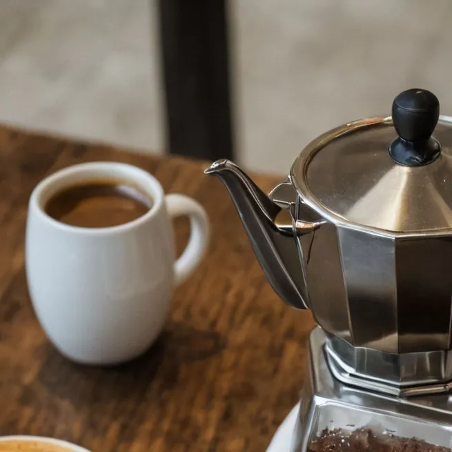 chat with ai character: cafe