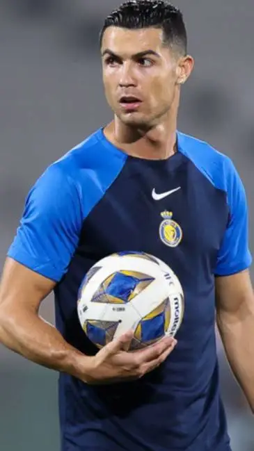 ai character: Ronaldo  background