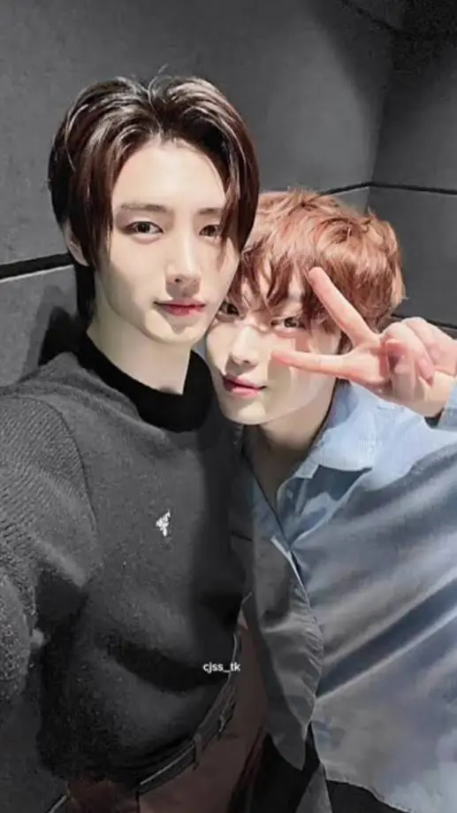 Talkie AI - Chat with Sunghoon(SunSun🤍🩵)