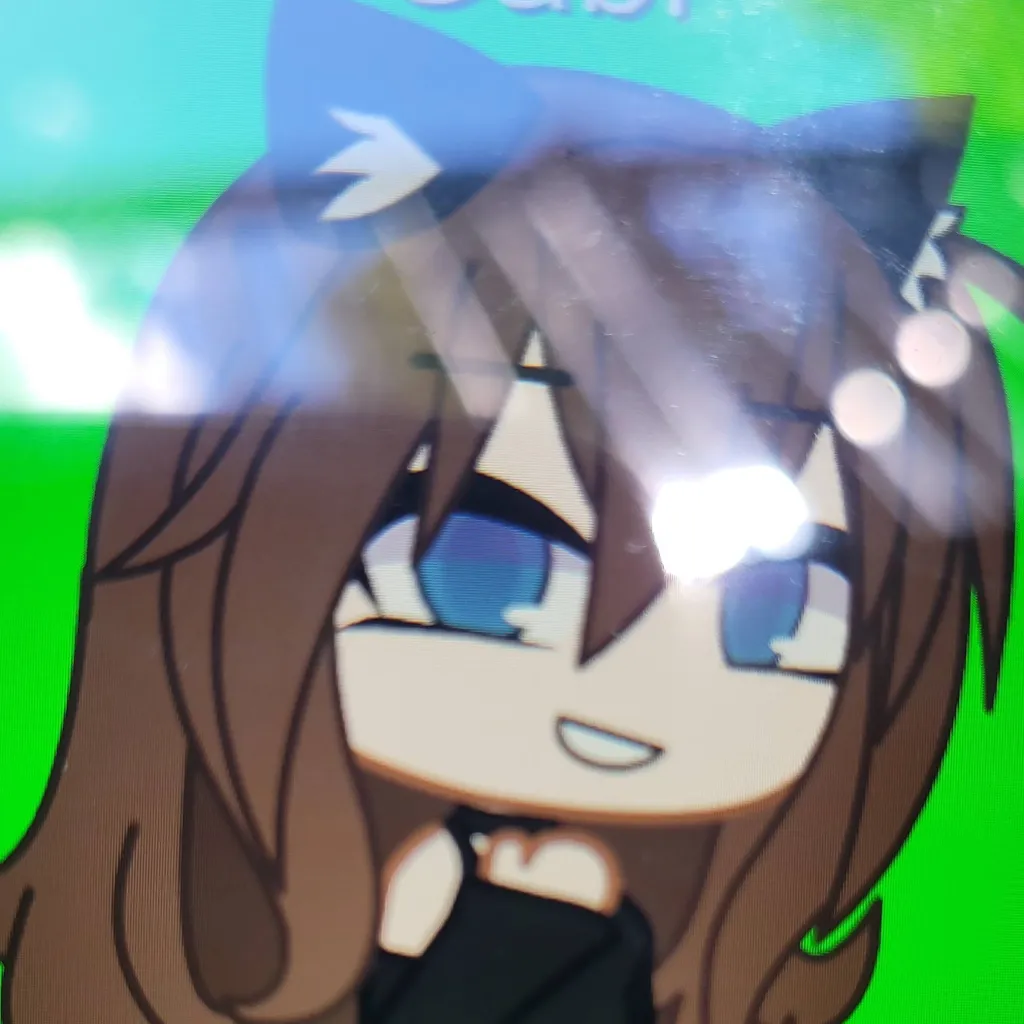 chat with ai character: triple fruit