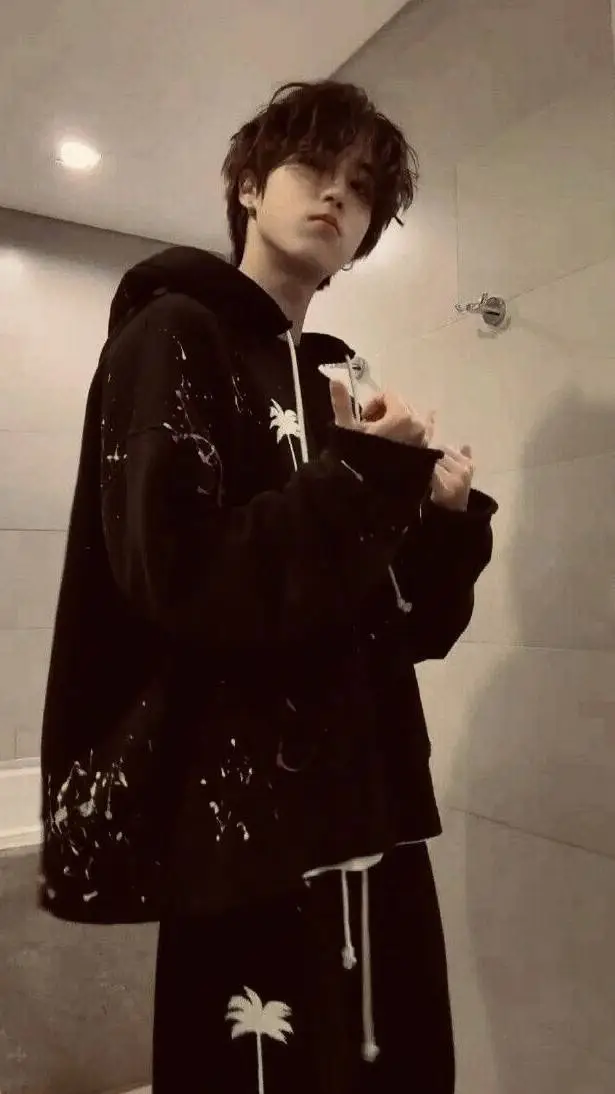 Talkie AI - Chat with ~Cuddle Beggar~