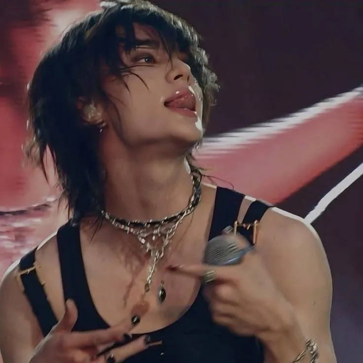 chat with ai character: ~Ferret Date~