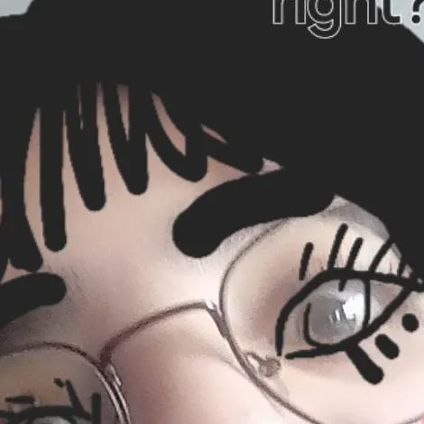 chat with ai character: Simone