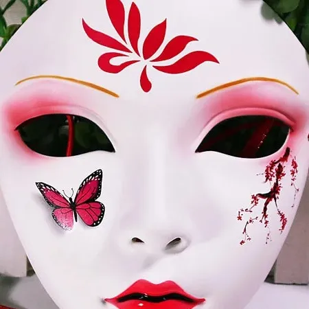 chat with ai character: Makeup choose 1