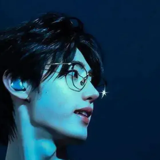 chat with ai character: Park Sunghoon 