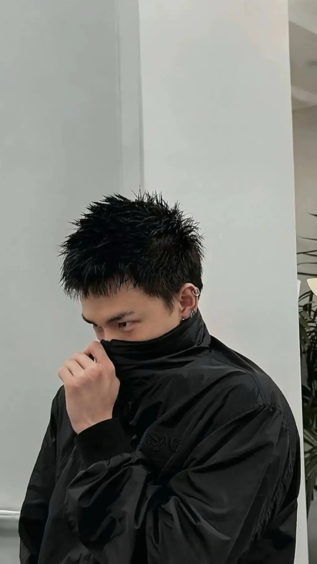 ai character: Hwang hyunjin background