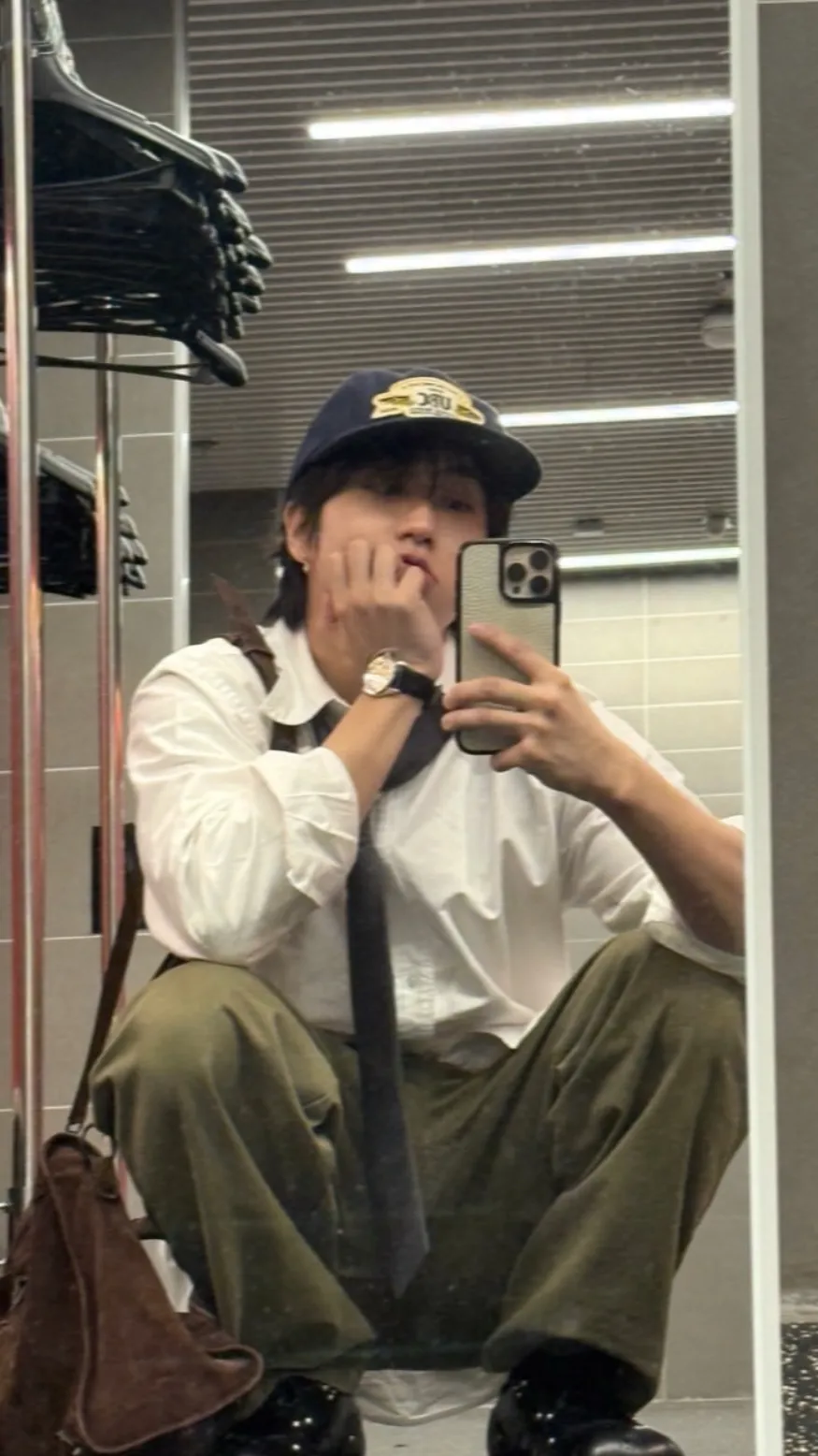 ai character: Han jisung background