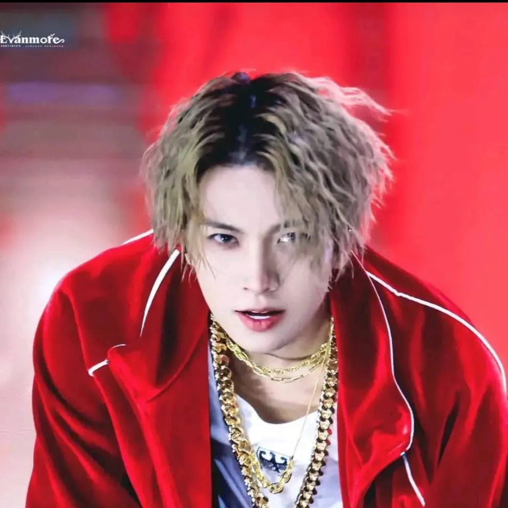 chat with ai character: LEE HESSUNG