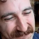 chat with ai character: Drumsy