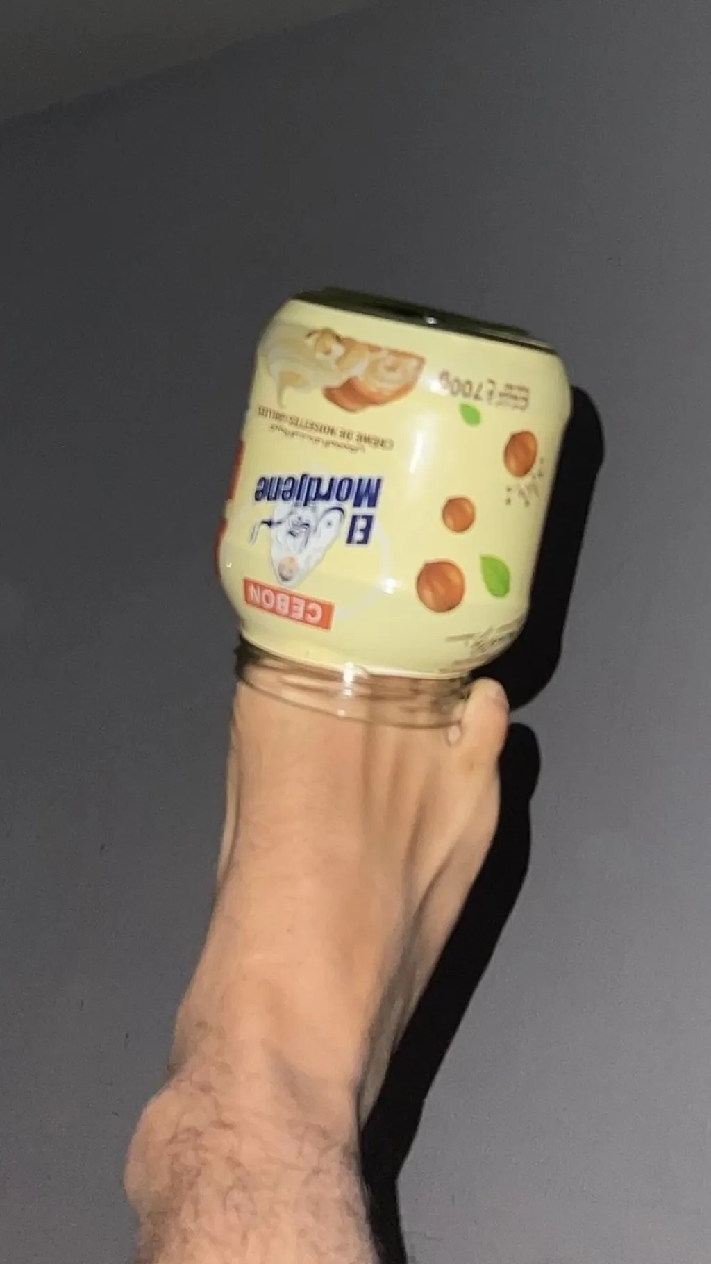 ai character: sg with guns background