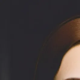 chat with ai character: Mommy