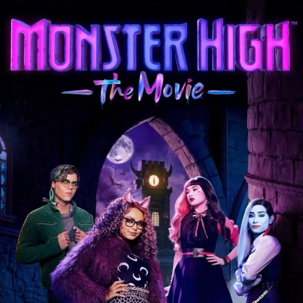 chat with ai character: Monster high 