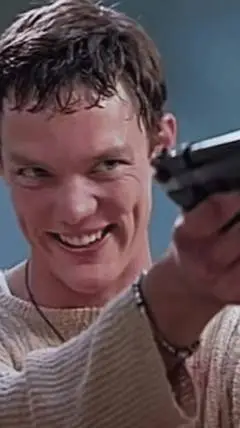 ai character: Stu Macher background