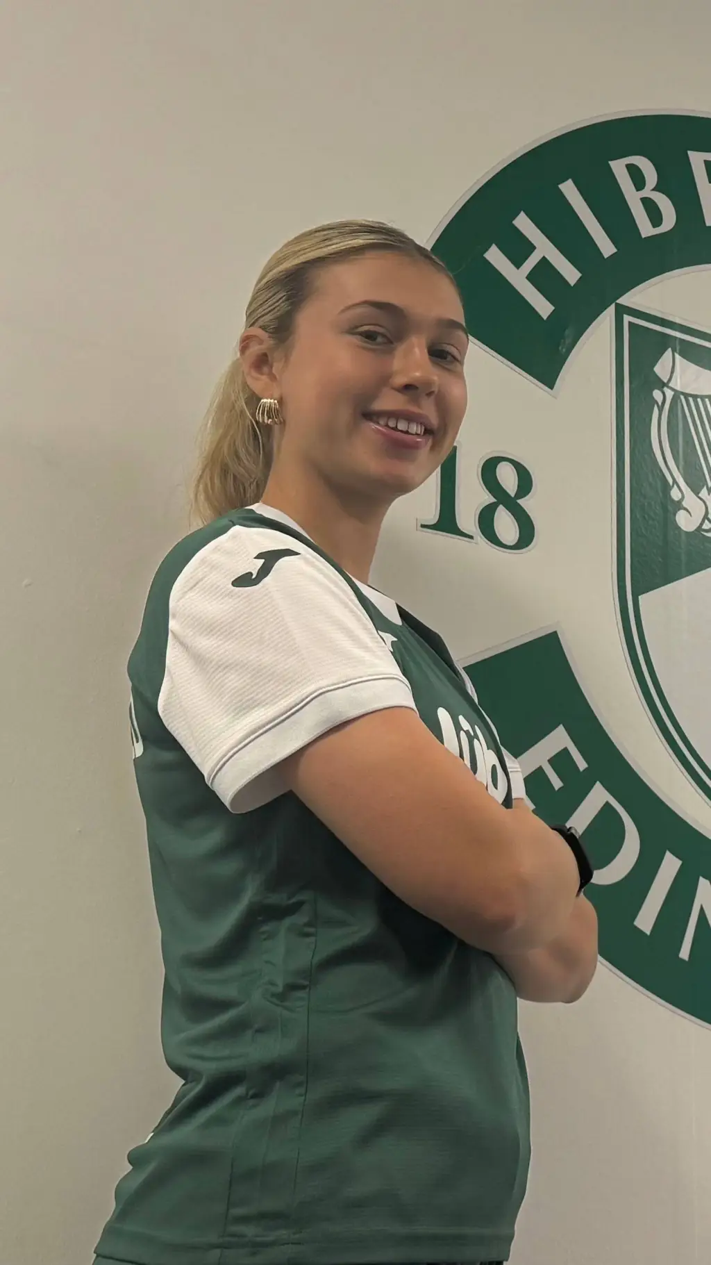 ai character: Jess Fritzgerald background