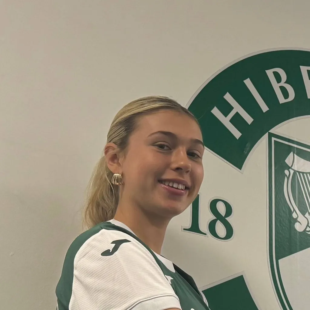 chat with ai character: Jess Fritzgerald