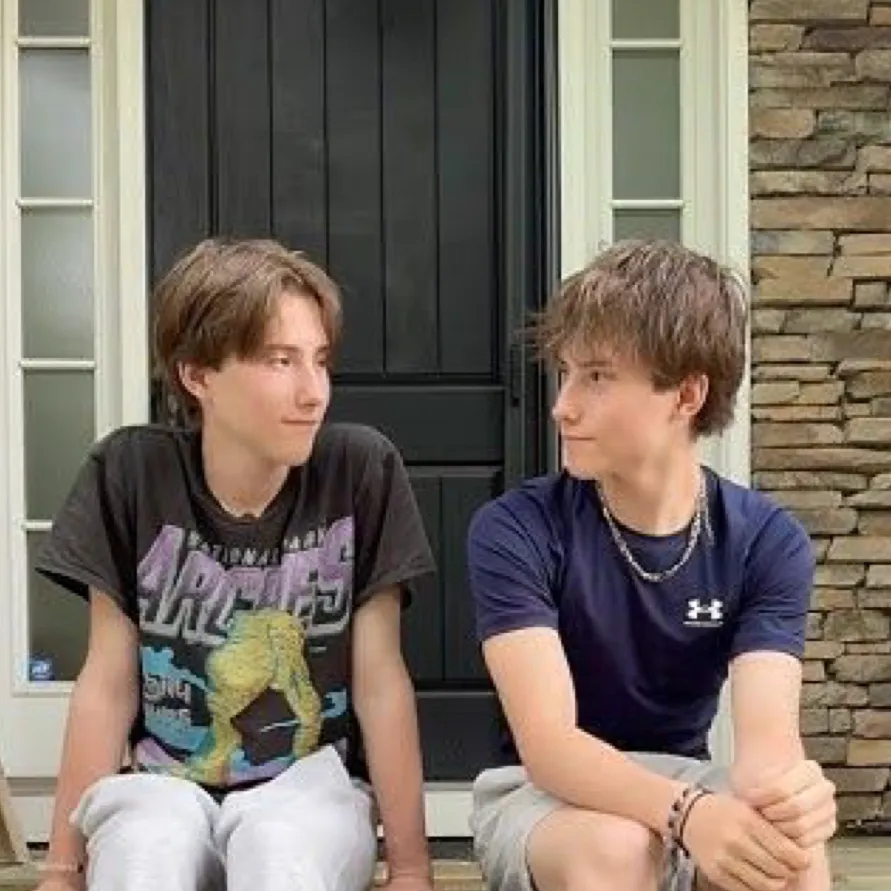 chat with ai character: Connor and Aiden 