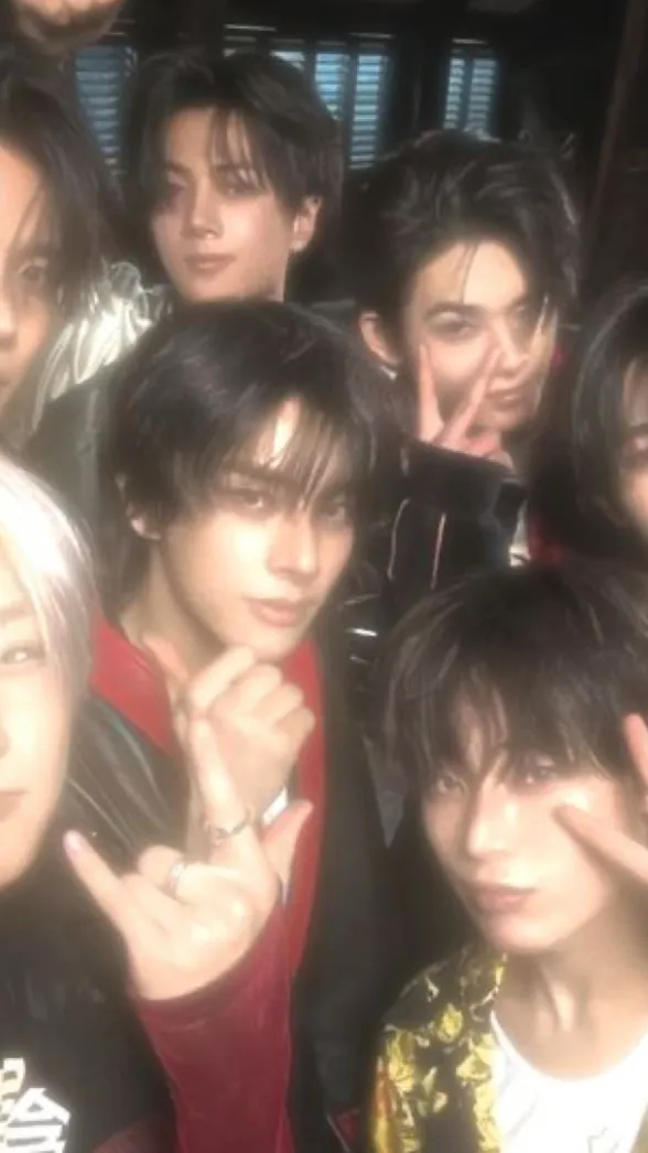 ai character: ENHYPEN  background