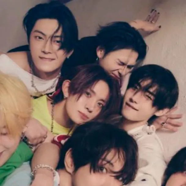 chat with ai character: ENHYPEN 𓍯𓂃 