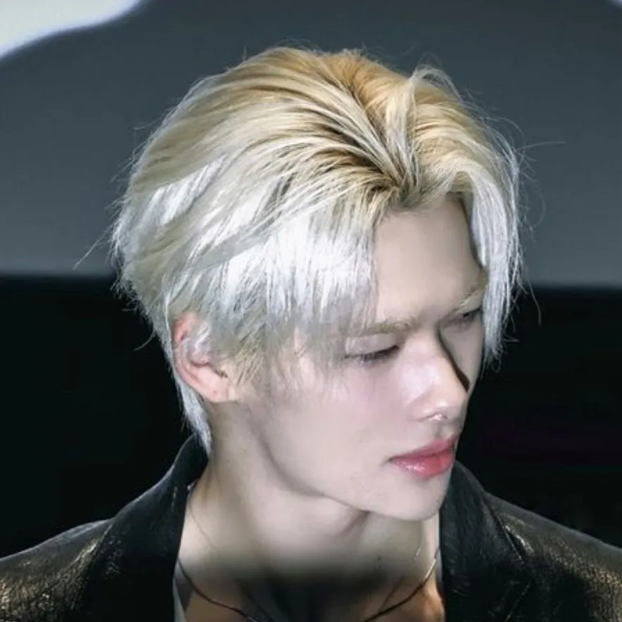 chat with ai character: Niki 