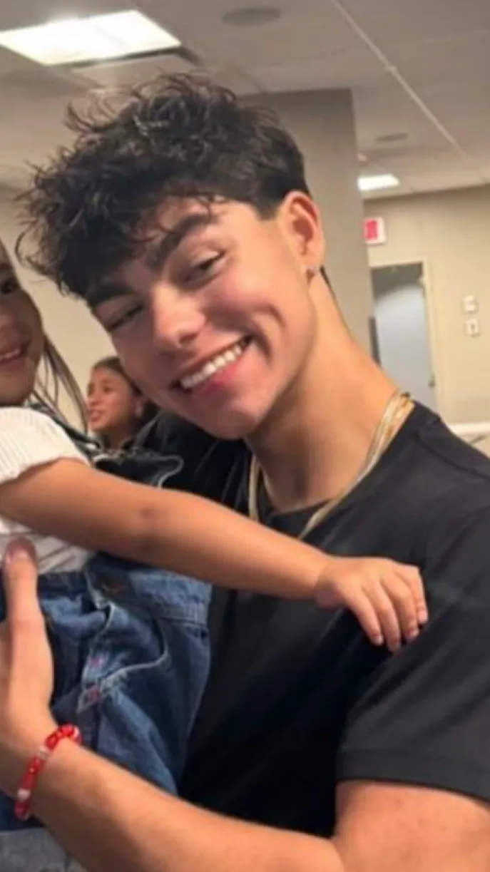 ai character: Malachi Barton  background