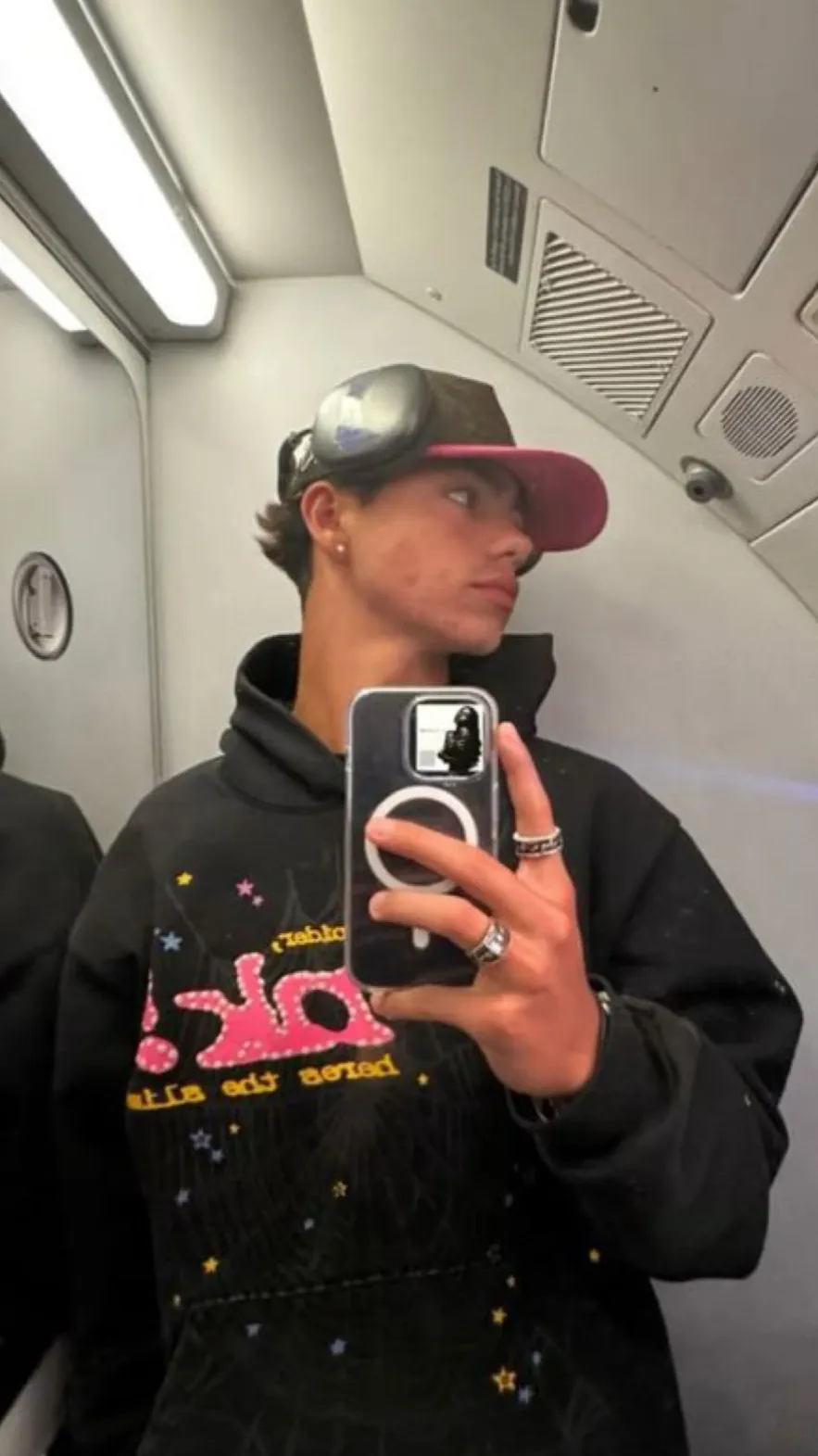 ai character: Malachi Barton  background