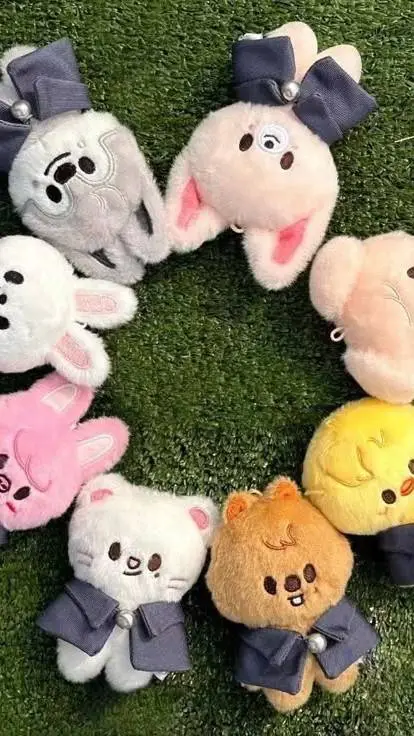 ai character: {STRAY KIDS}-{SKZ} background