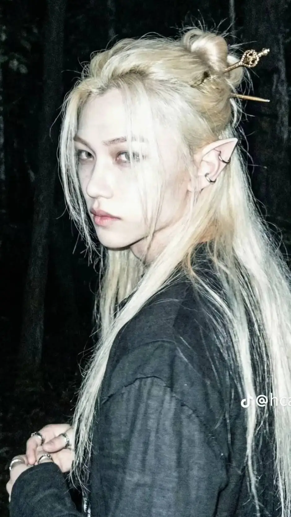 ai character: Felix  background