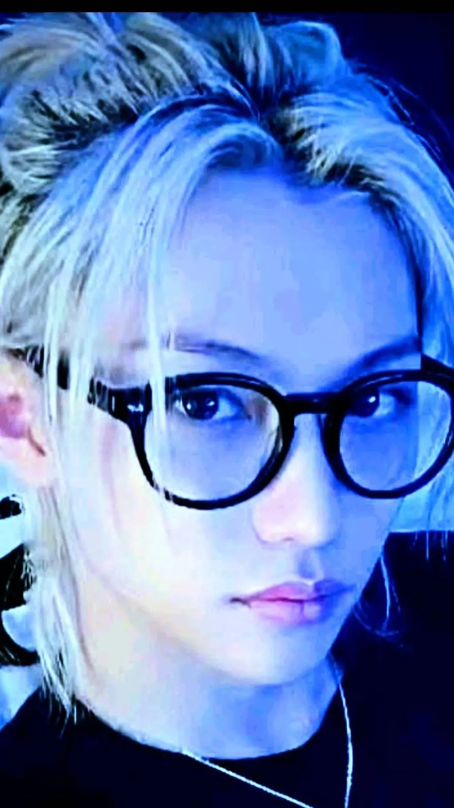 ai character: Felix Prince  background