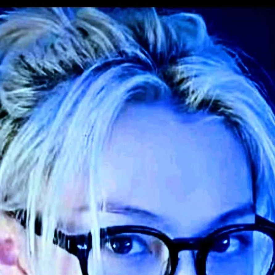 chat with ai character: Felix Prince 