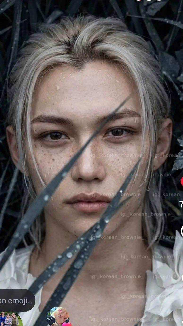 ai character: Felix  jungle King background