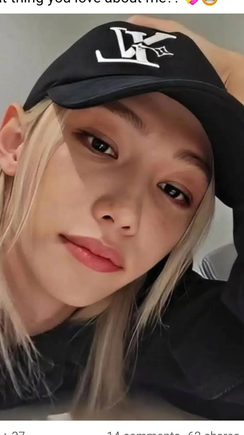 ai character: Felix  background