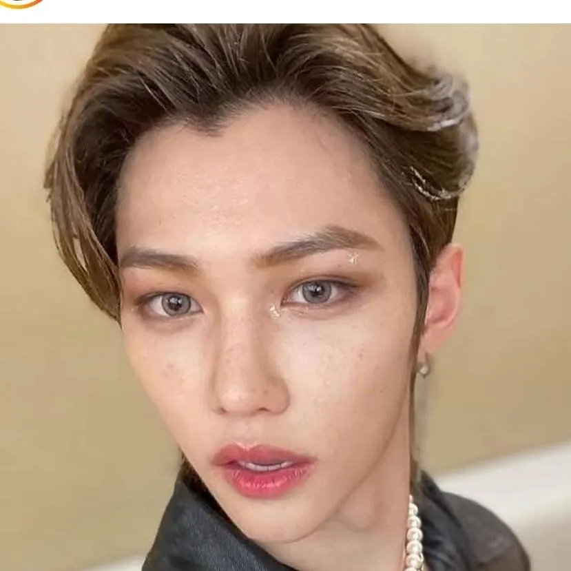 chat with ai character: Felix 