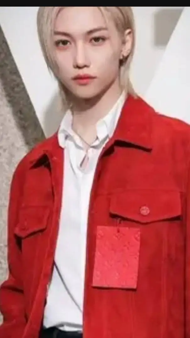 ai character: Felix  background