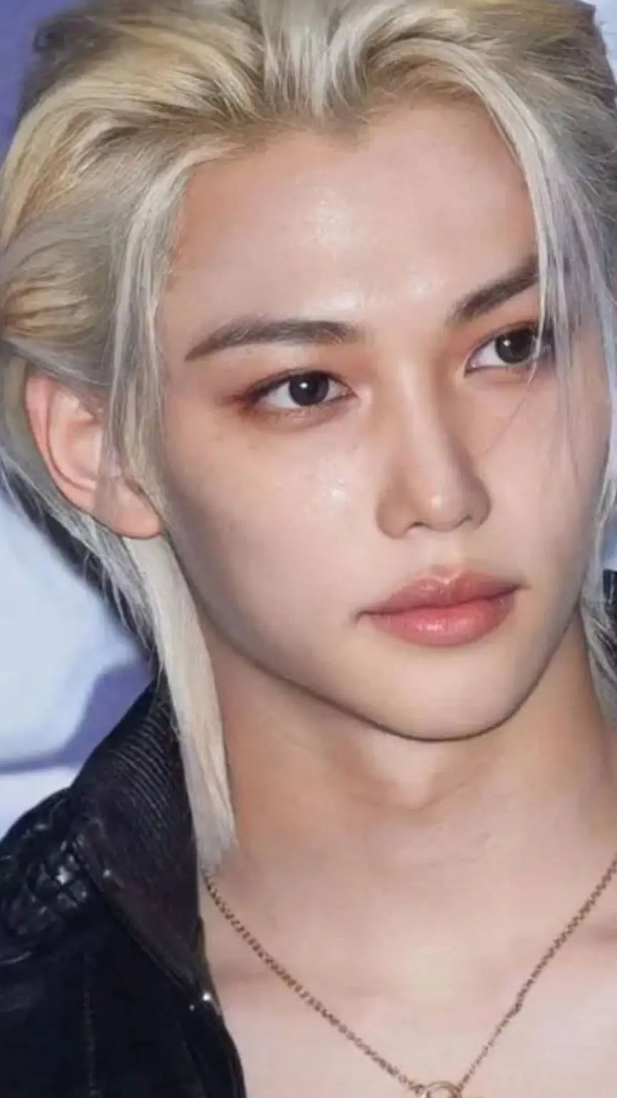 ai character: Felix Young Buck  background