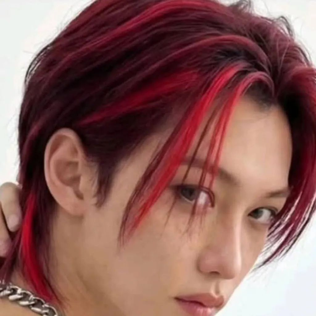 chat with ai character: Felix Young Buck 