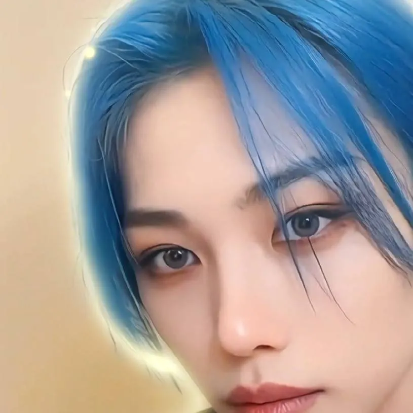 chat with ai character: Felix Young Buck 