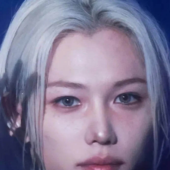 chat with ai character: Felix LeeYungBuck
