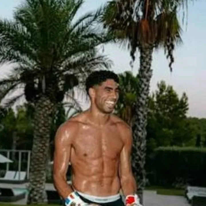 chat with ai character: ◇Achraf Hakimi◇